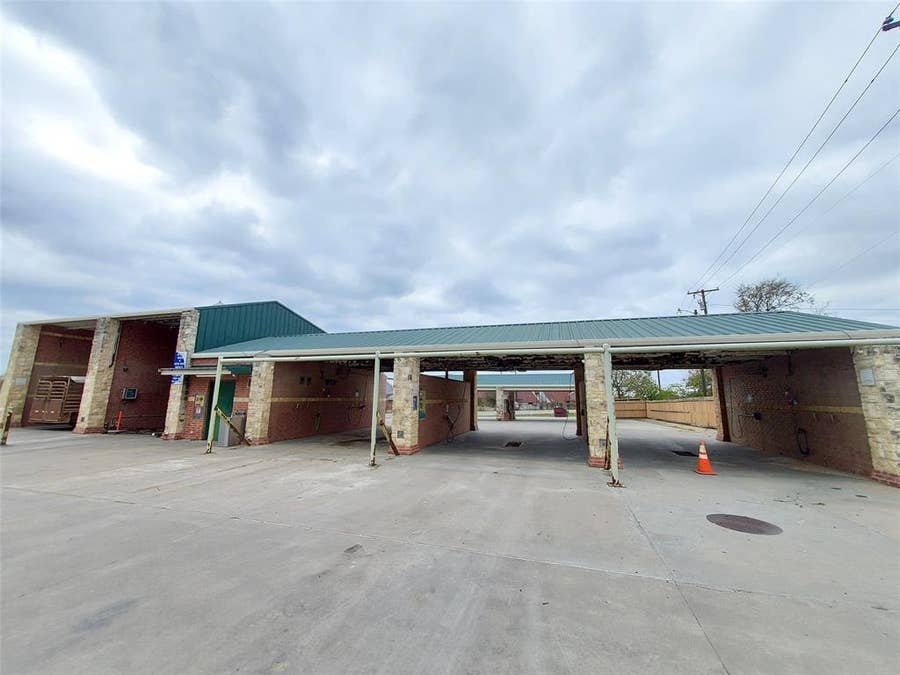 Property photo for 320 N Santa Fe Street, Wolfe City, TX