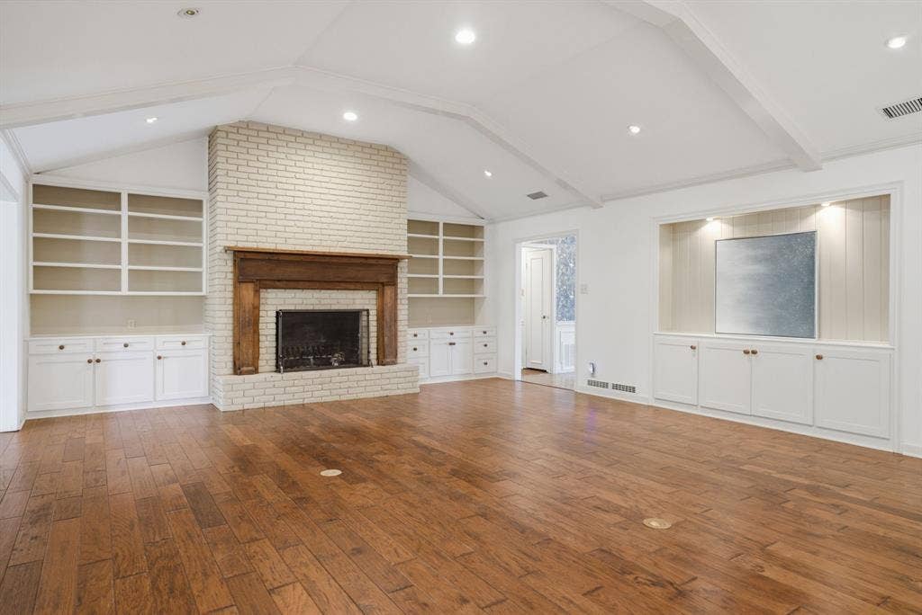 2725 Pecan Drive, Tyler, TX 75701 2725 Pecan Drive, Tyler, TX 75701