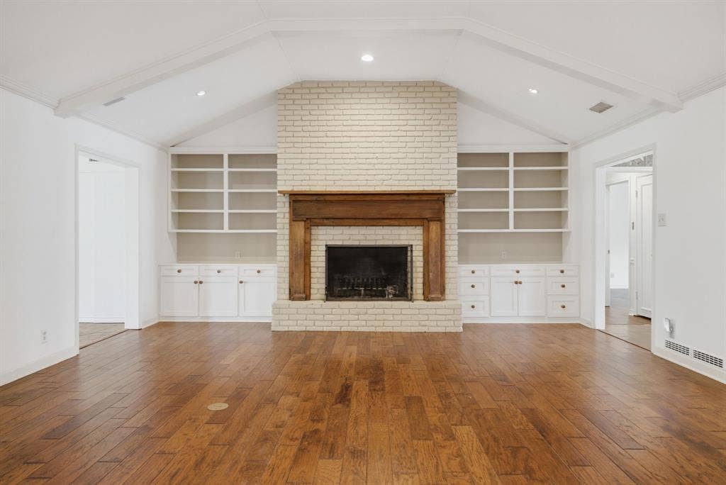 2725 Pecan Drive, Tyler, TX 75701 2725 Pecan Drive, Tyler, TX 75701