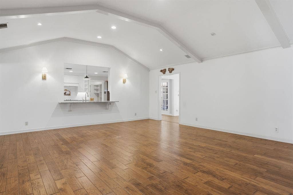 2725 Pecan Drive, Tyler, TX 75701 2725 Pecan Drive, Tyler, TX 75701