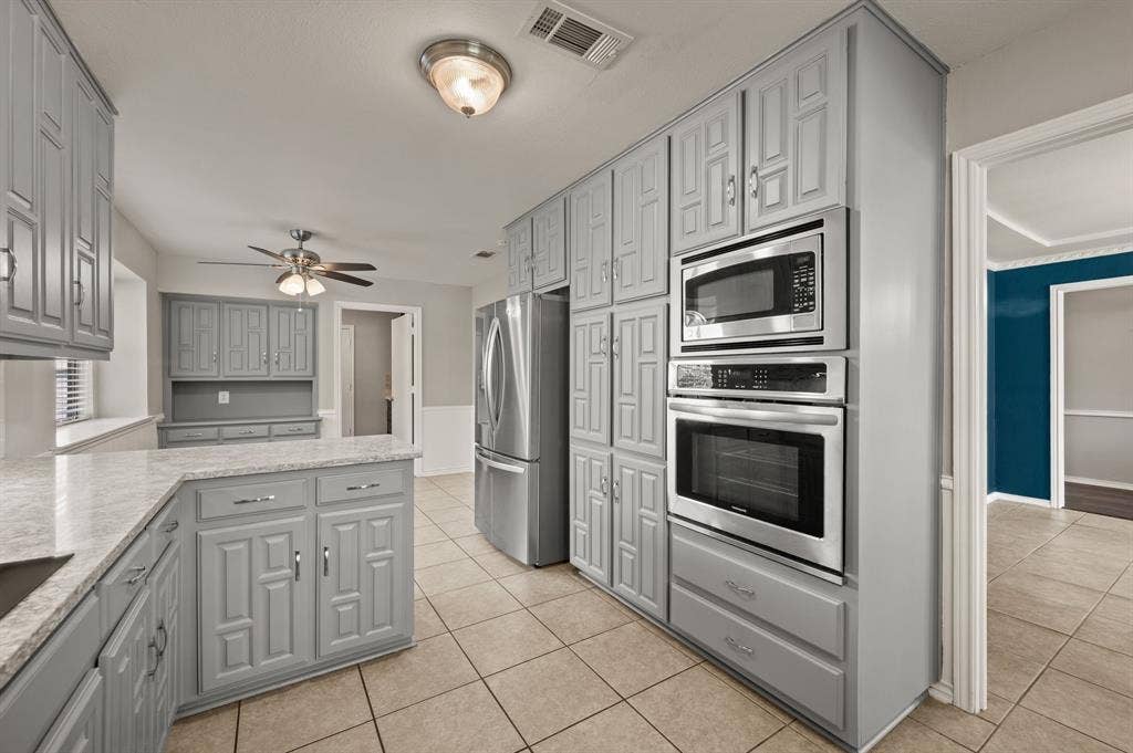 1305 Tierra Calle, Carrollton, TX 75006