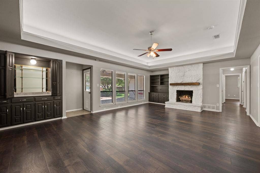 1305 Tierra Calle, Carrollton, TX 75006