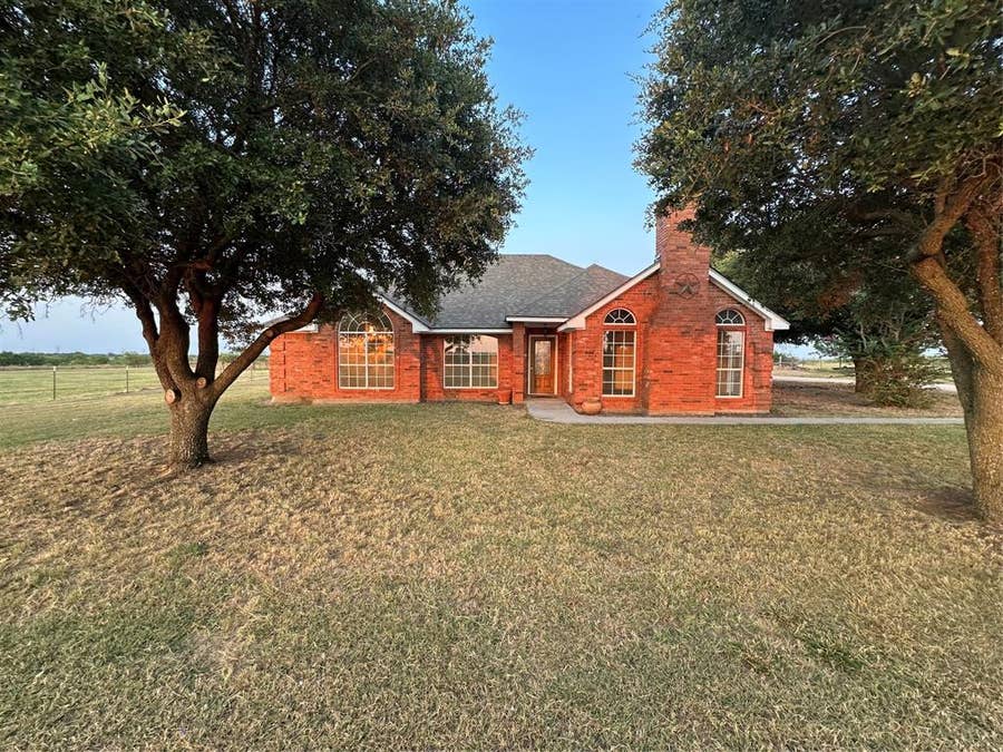 Property photo for 1177 PLOVER, Ponder, TX