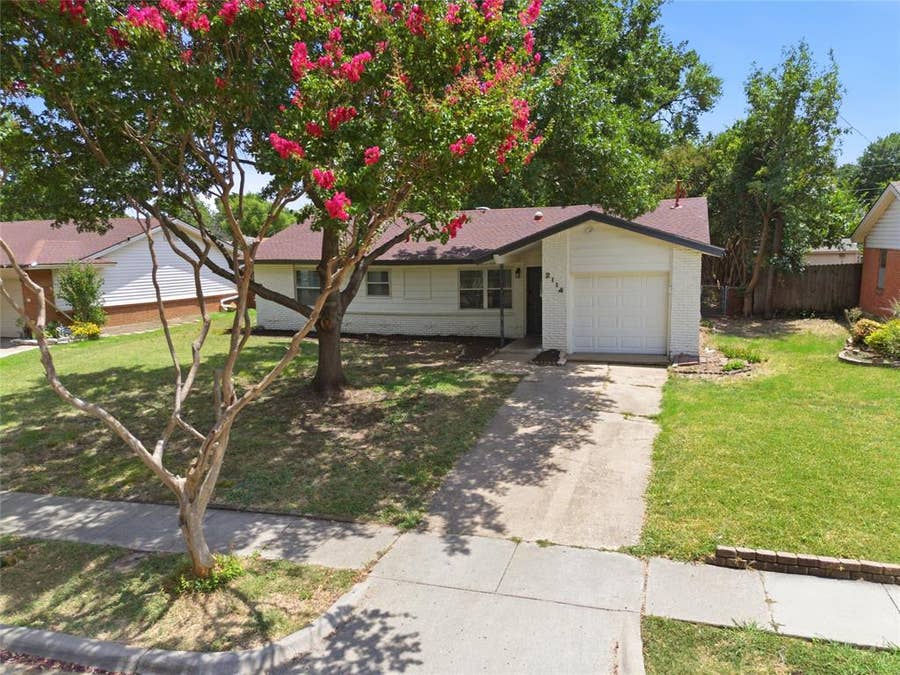 Property photo for 2114 Brookshire Street, Arlington, TX