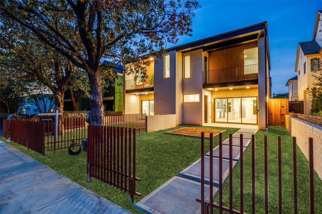 5443 Ellsworth, Dallas, TX 75206 5443 Ellsworth, Dallas, TX 75206
