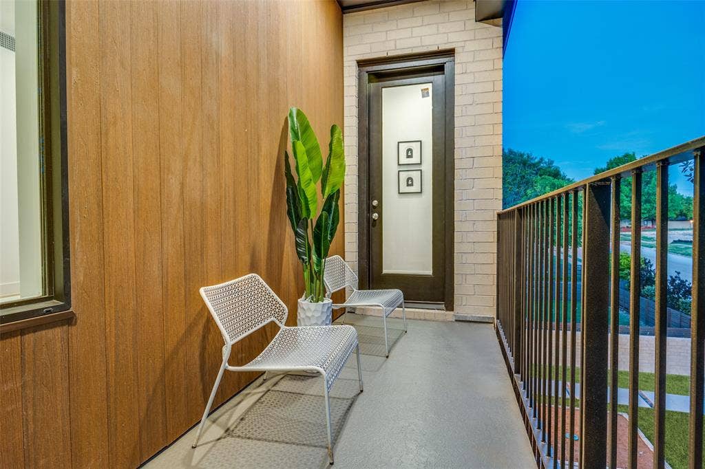 5443 Ellsworth, Dallas, TX 75206 5443 Ellsworth, Dallas, TX 75206