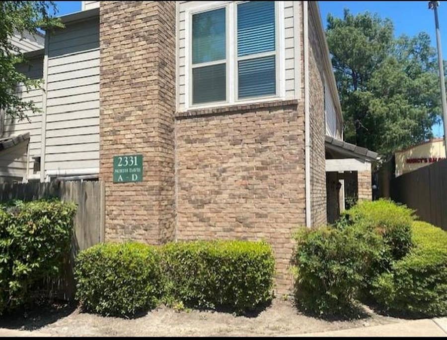 Property photo for 2331 N Davis Drive, #D, Arlington, TX
