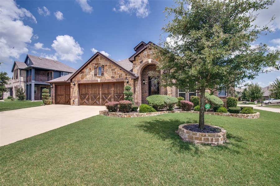 Property photo for 1813 Chadwick Lane, Forney, TX