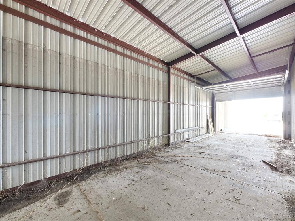 2944 CR-596, Nevada, TX 75173 Additional content