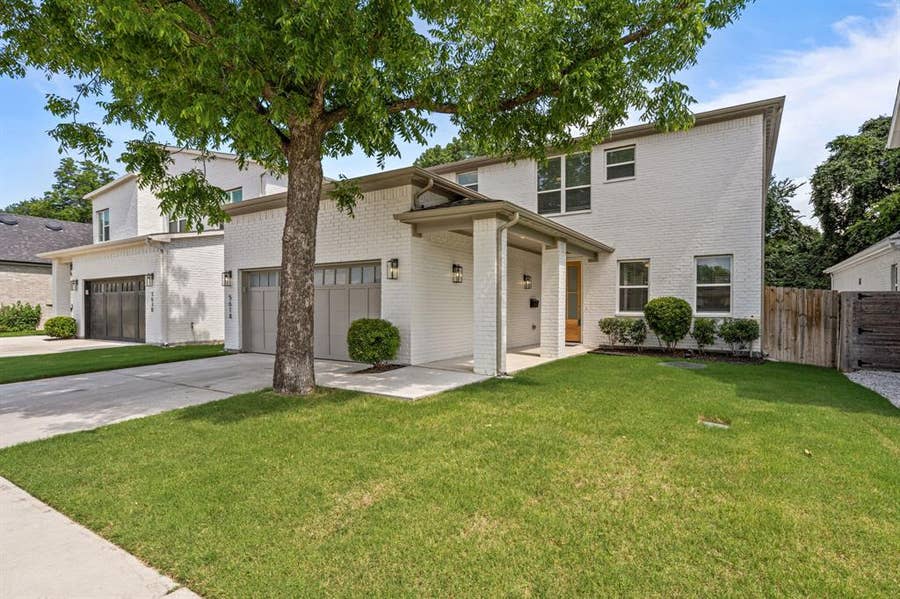 Property photo for 5618 Oaks Lane, Westworth Village, TX