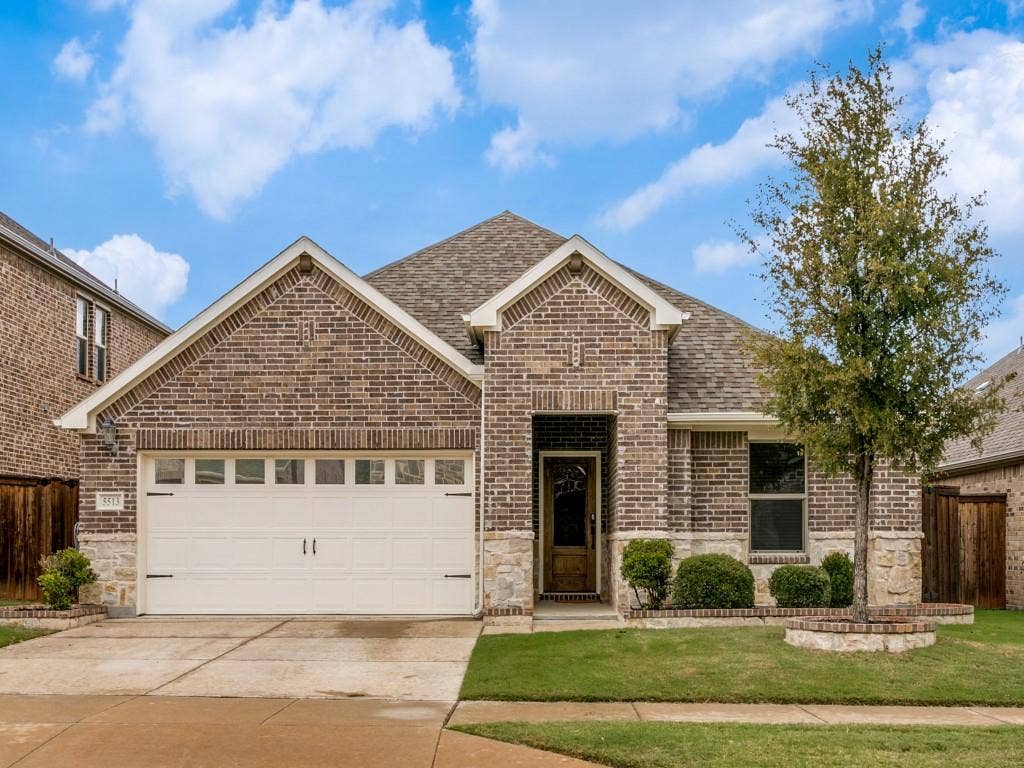 5513 Baker Creek Road, Fort Worth, TX 76126 Brick exterior with stone accents