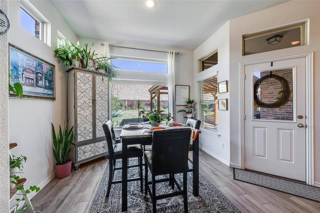 9652 Calaveras Road, Fort Worth, TX 76177