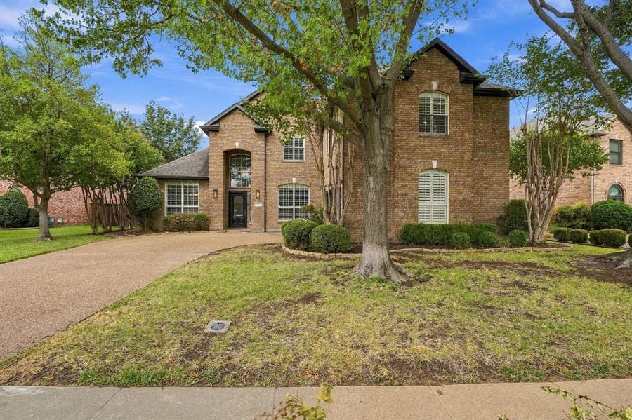 Property photo for 229 Chestnut Lane, Coppell, TX