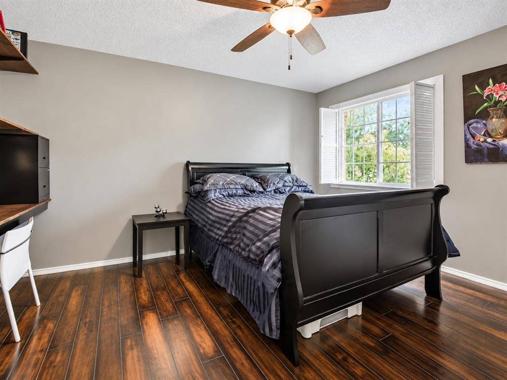 4705 Holly Berry Drive, Plano, TX 75093 4705 Holly Berry Drive, Plano, TX 75093