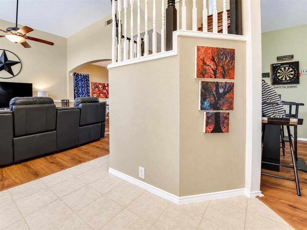 4705 Holly Berry Drive, Plano, TX 75093 4705 Holly Berry Drive, Plano, TX 75093