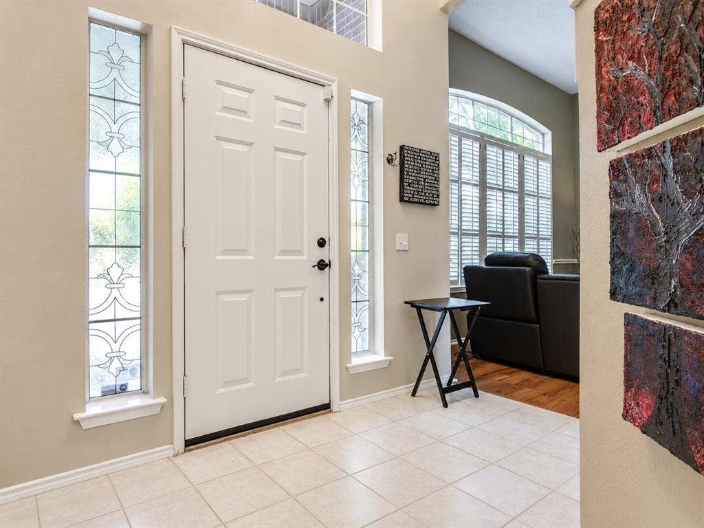 4705 Holly Berry Drive, Plano, TX 75093 4705 Holly Berry Drive, Plano, TX 75093