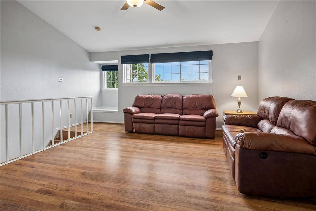 14277 Preston Road, #1028, Dallas, TX 75254 Ensuite bathroom & large walk in closet.