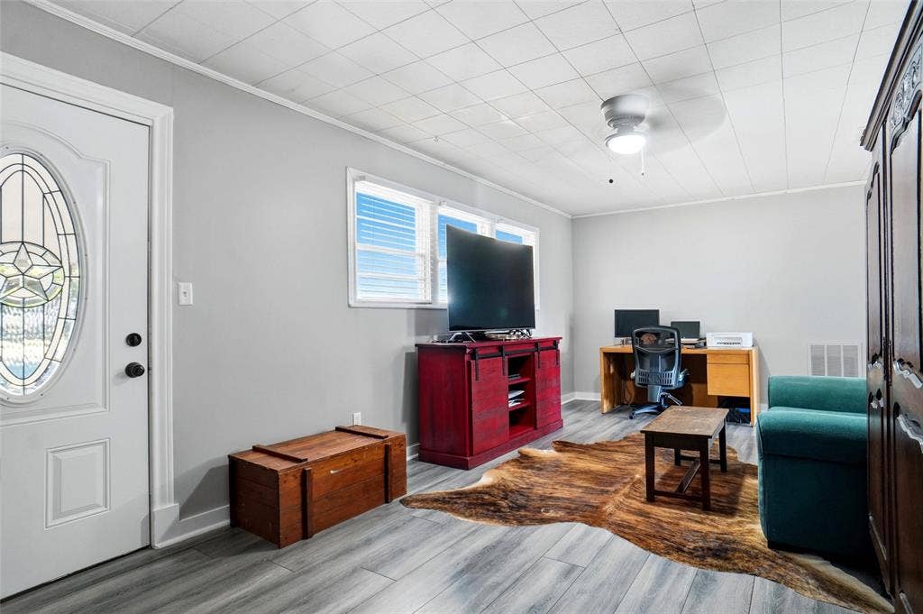 2900 Broadview Drive, Sansom Park, TX 76114 2900 Broadview Drive, Sansom Park, TX 76114