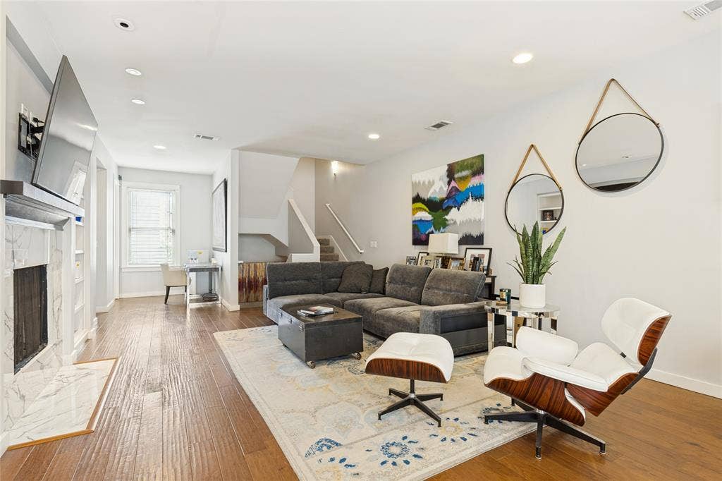 2604 Thomas Avenue, #2, Dallas, TX 75204 2604 Thomas Avenue, #2, Dallas, TX 75204