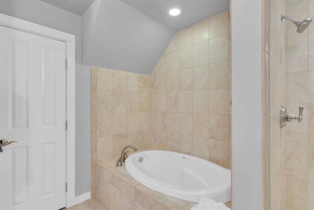 2604 Thomas Avenue, #2, Dallas, TX 75204 2604 Thomas Avenue, #2, Dallas, TX 75204