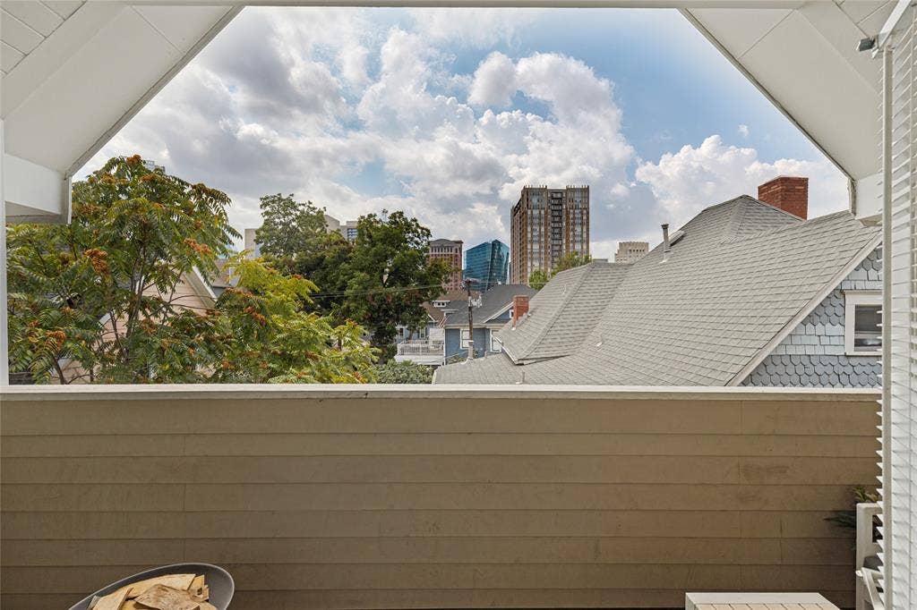 2604 Thomas Avenue, #2, Dallas, TX 75204 2604 Thomas Avenue, #2, Dallas, TX 75204