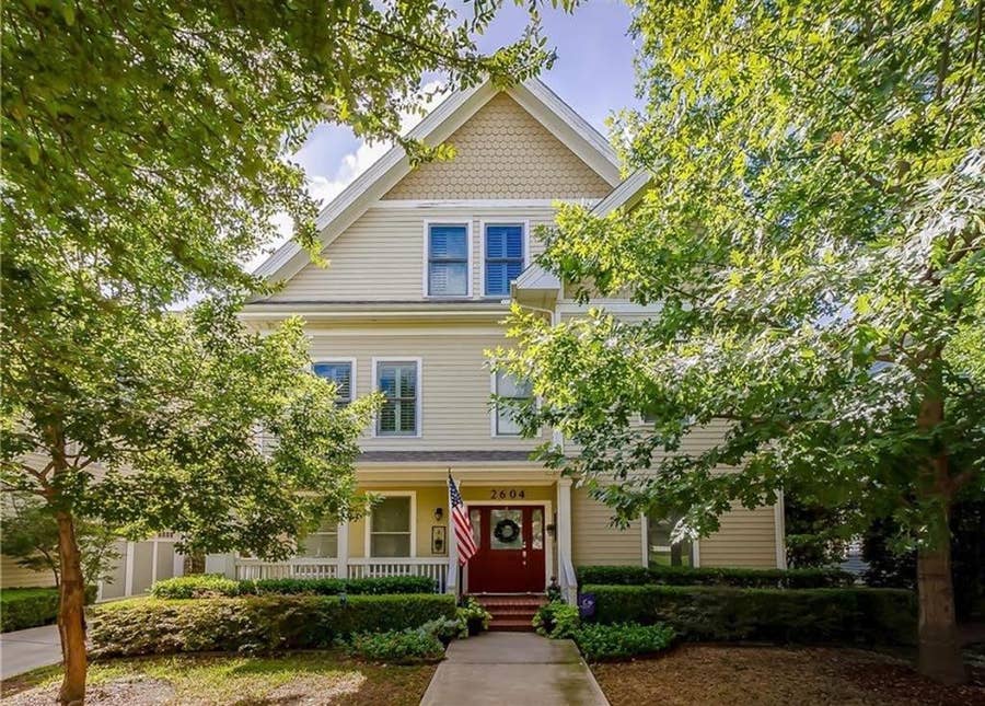 Property photo for 2604 Thomas Avenue, #2, Dallas, TX