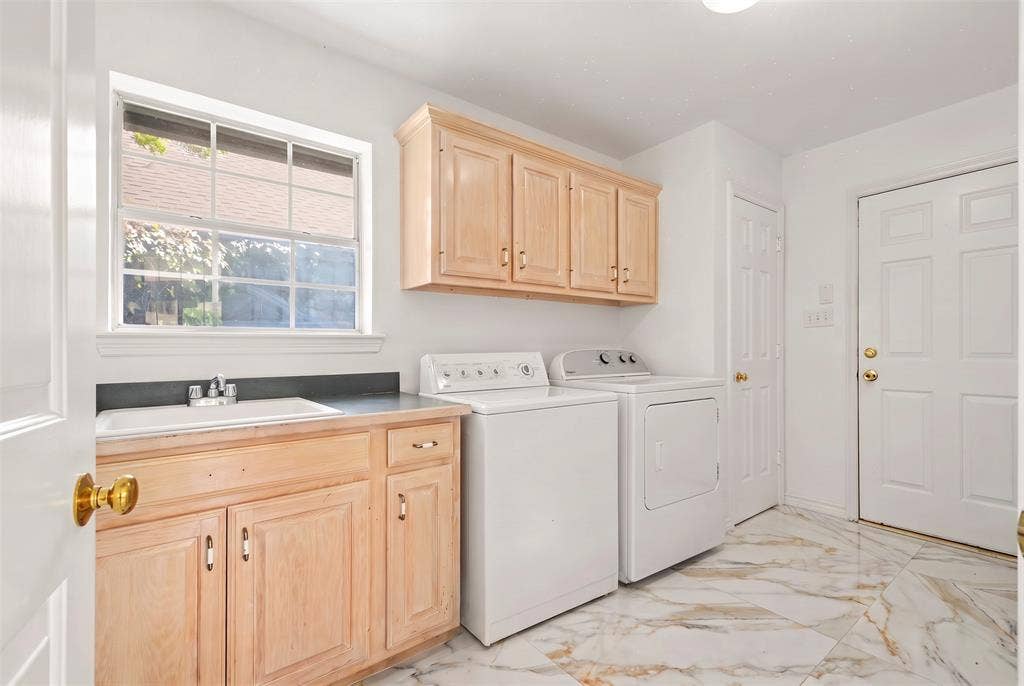 18824 Fortson Avenue, Dallas, TX 75252 18824 Fortson Avenue, Dallas, TX 75252