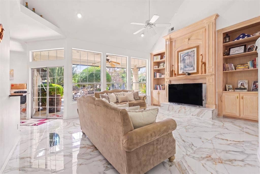 18824 Fortson Avenue, Dallas, TX 75252 18824 Fortson Avenue, Dallas, TX 75252