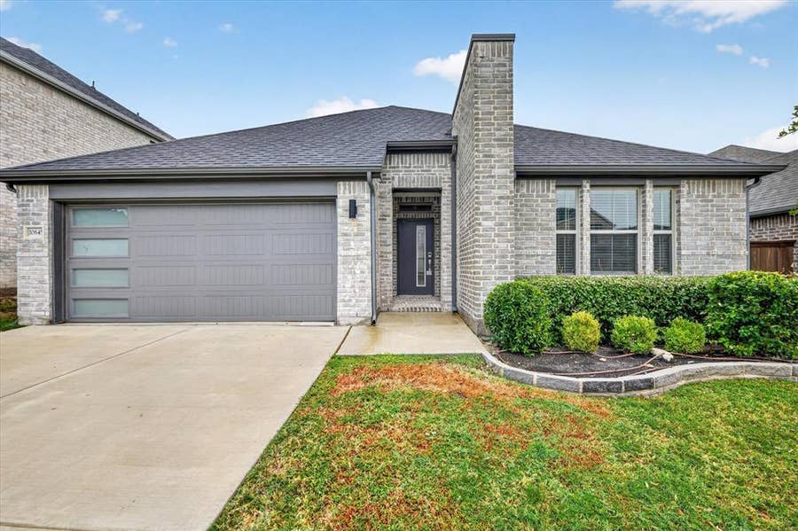 Property photo for 10645 Enchanted Rock Way, Fort Worth, TX