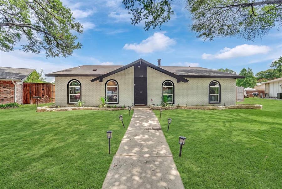 Property photo for 3301 Excalibur Circle, Garland, TX