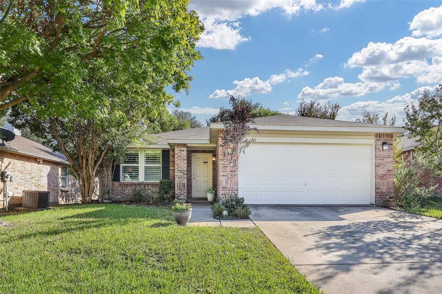 Property photo for 5409 Running Brook Lane, McKinney, TX
