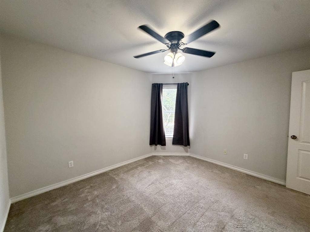 2 Country Club Place, Waxahachie, TX 75165 2 Country Club Place, Waxahachie, TX 75165