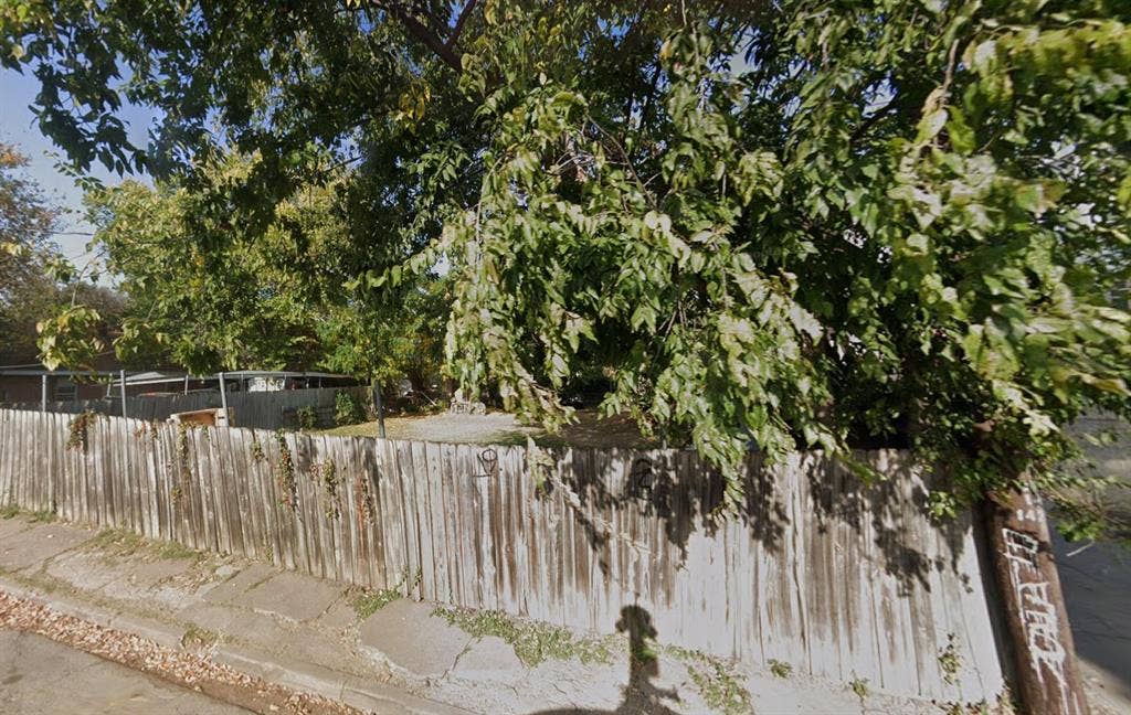 2911 Douglas Avenue, Dallas, TX 75219 2911 Douglas Avenue, Dallas, TX 75219