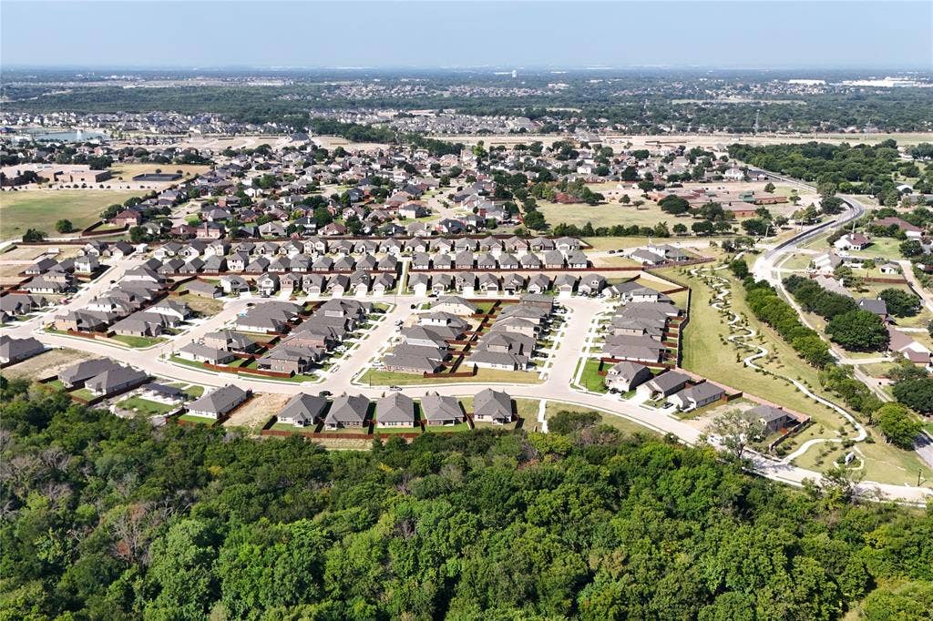 2101 Paradise Valley Drive, Mesquite, TX 75149 2101 Paradise Valley Drive, Mesquite, TX 75149