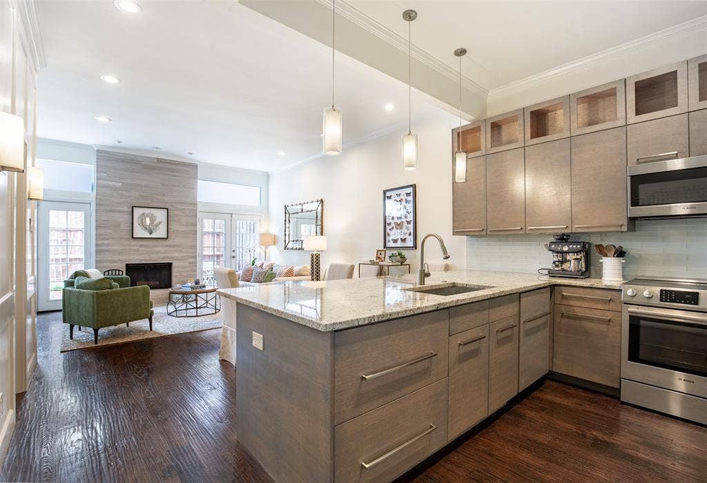 4015 Holland Avenue, #106, Dallas, TX 75219 4015 Holland Avenue, #106, Dallas, TX 75219