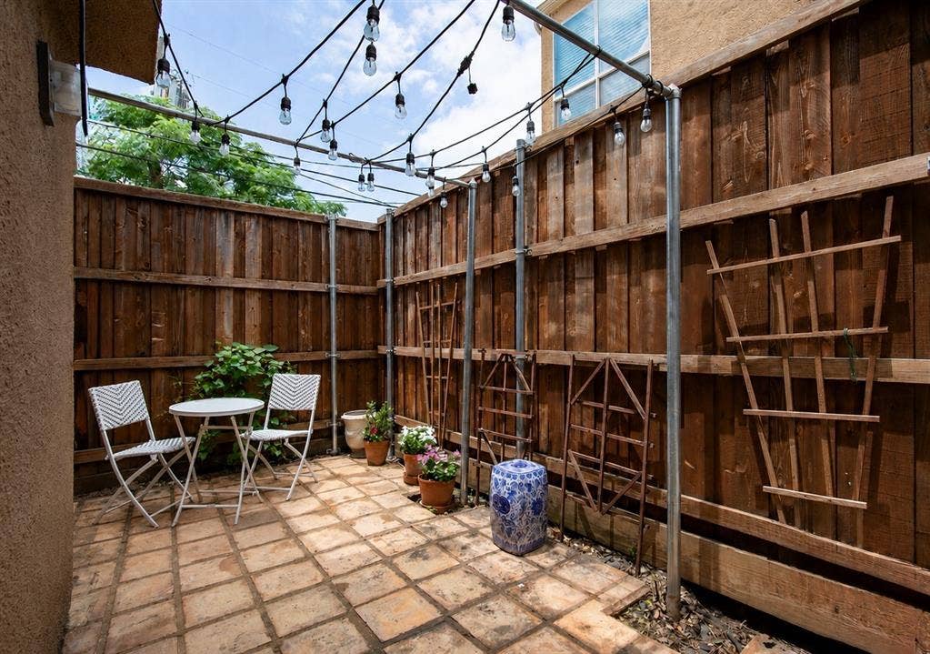4015 Holland Avenue, #106, Dallas, TX 75219 4015 Holland Avenue, #106, Dallas, TX 75219
