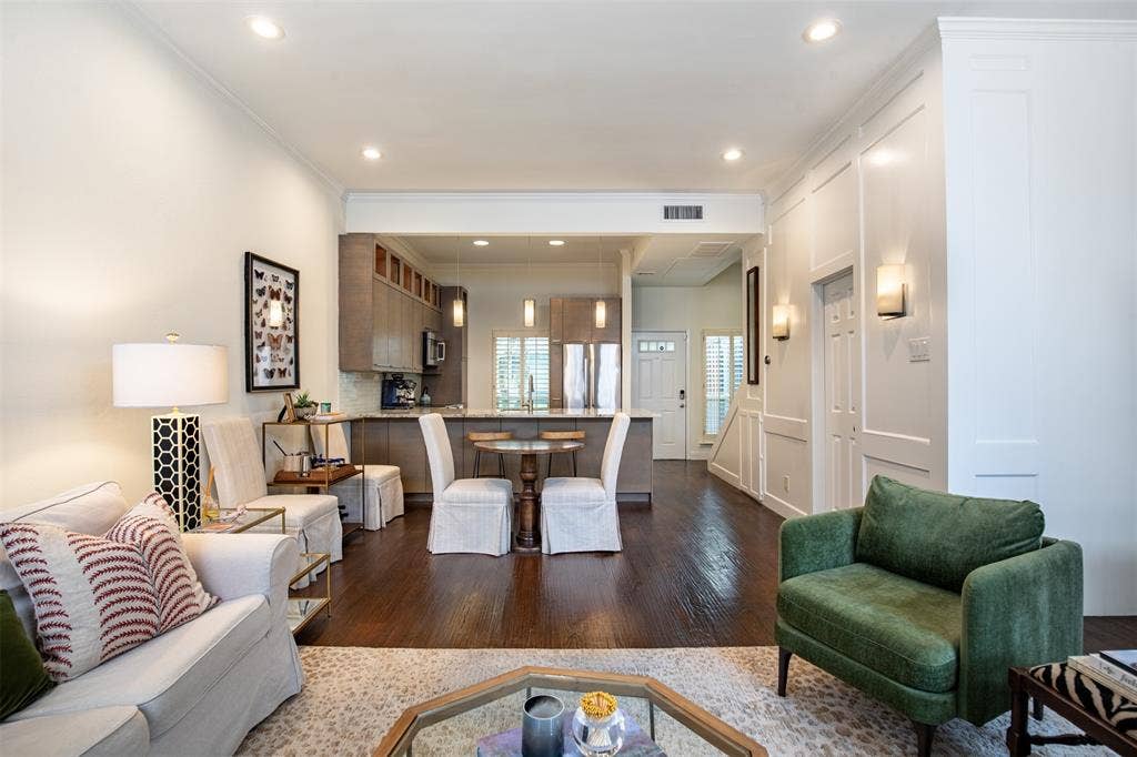 4015 Holland Avenue, #106, Dallas, TX 75219 4015 Holland Avenue, #106, Dallas, TX 75219