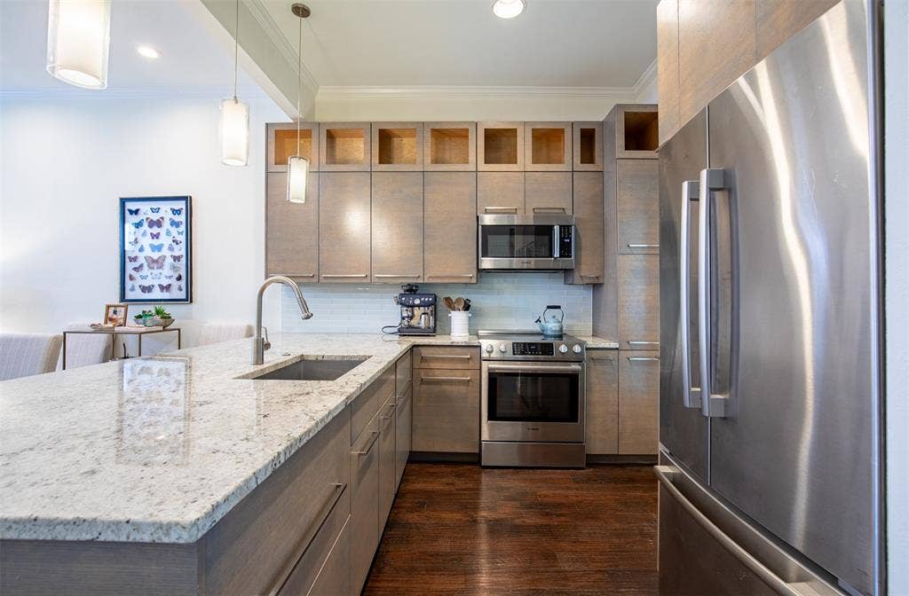 4015 Holland Avenue, #106, Dallas, TX 75219 4015 Holland Avenue, #106, Dallas, TX 75219