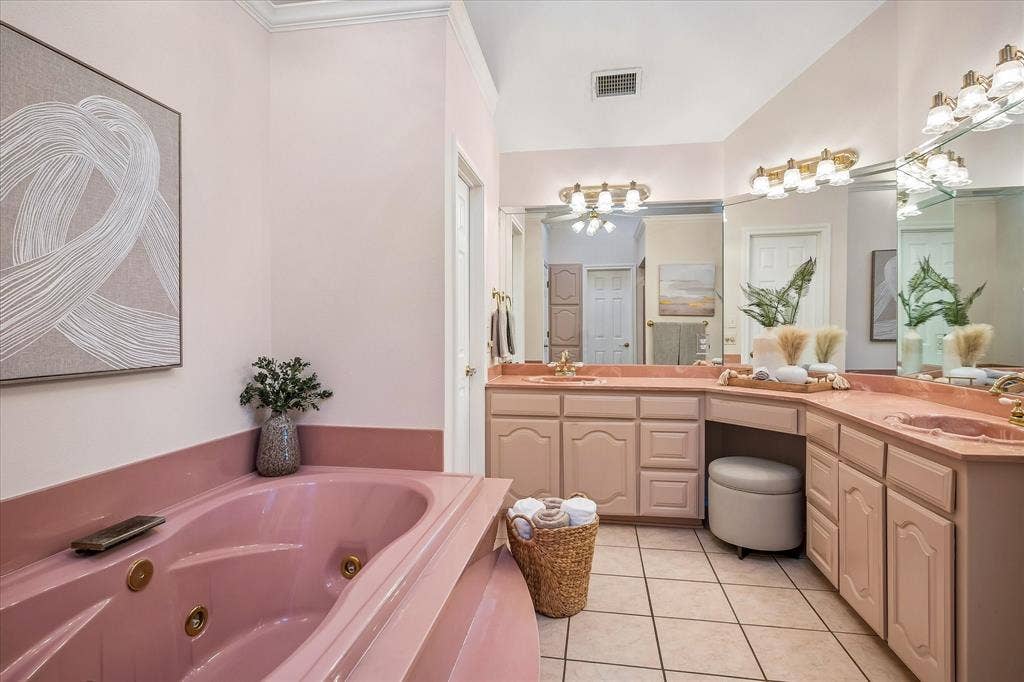 4424 Fair Ridge Drive, Fort Worth, TX 76008