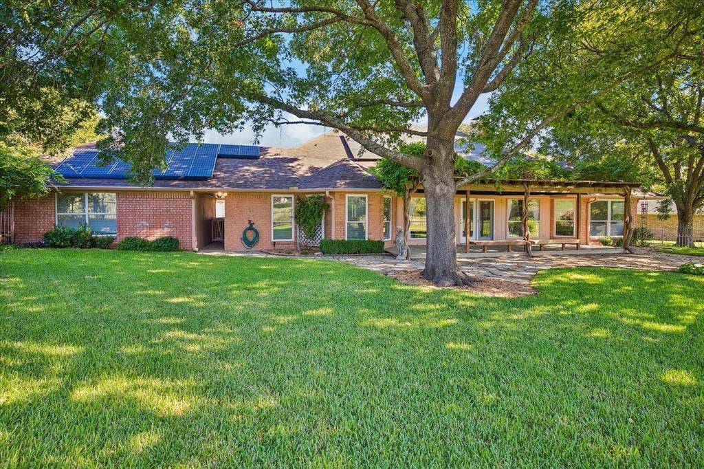 4424 Fair Ridge Drive, Fort Worth, TX 76008