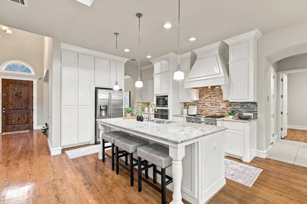 6200 Corsica Way, Plano, TX 75024 Stainless steel appliances