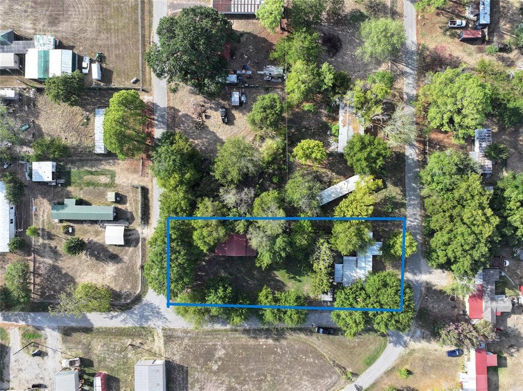 718 Suncrest Drive, Tool, TX 75143 718 Suncrest Drive, Tool, TX 75143