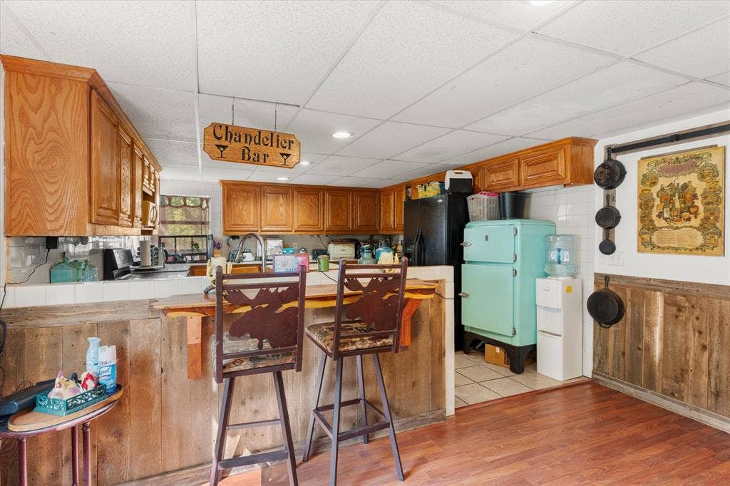 718 Suncrest Drive, Tool, TX 75143 718 Suncrest Drive, Tool, TX 75143