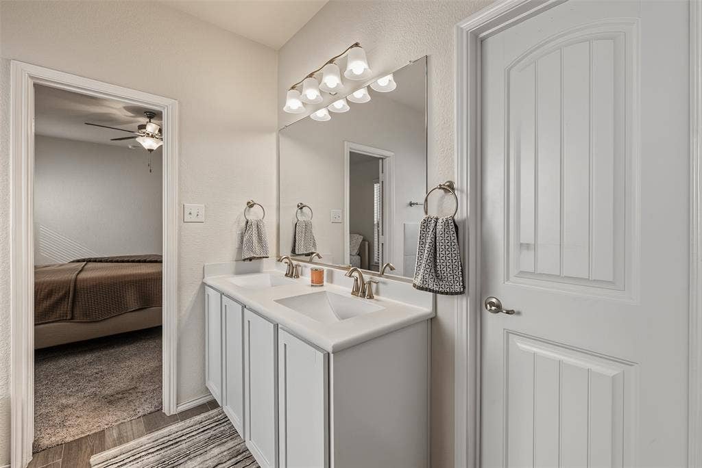 5833 Dew Plant Way, Fort Worth, TX 76123