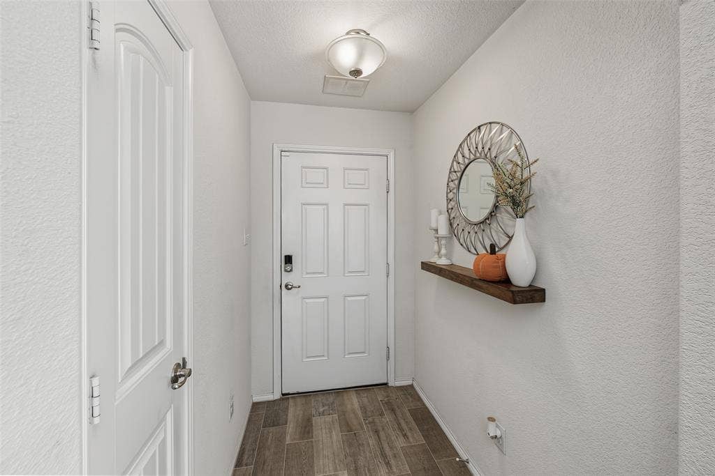 5833 Dew Plant Way, Fort Worth, TX 76123