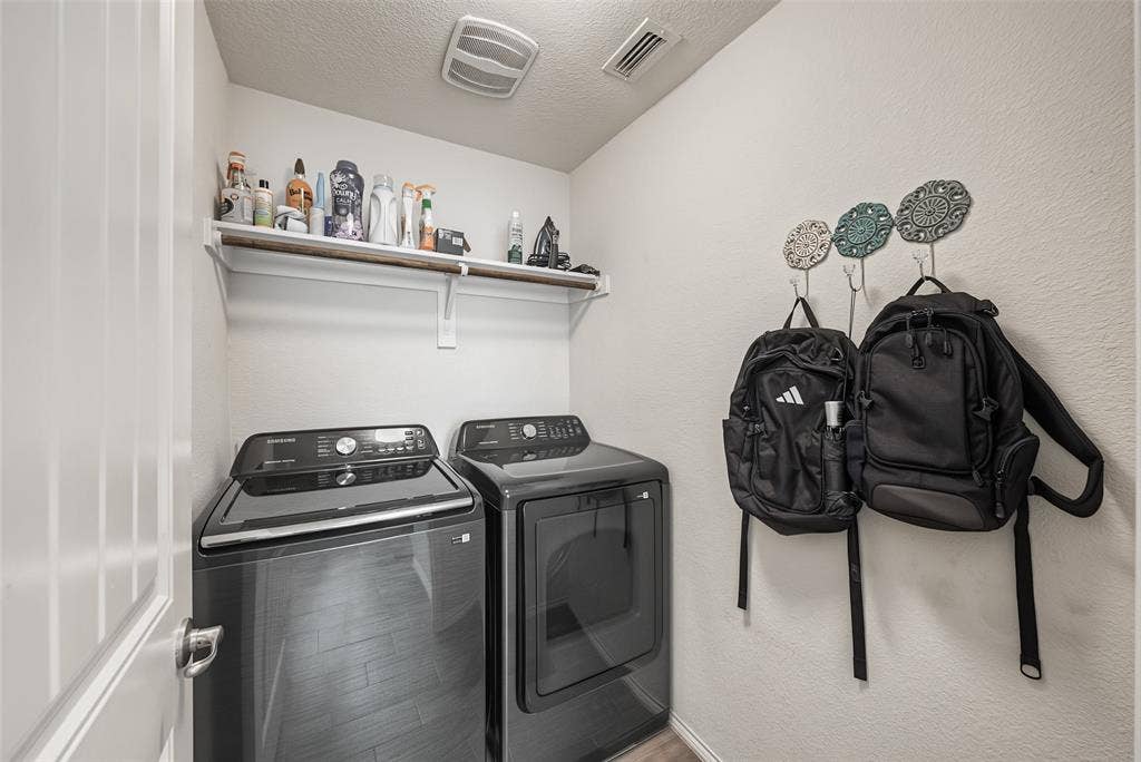 5833 Dew Plant Way, Fort Worth, TX 76123