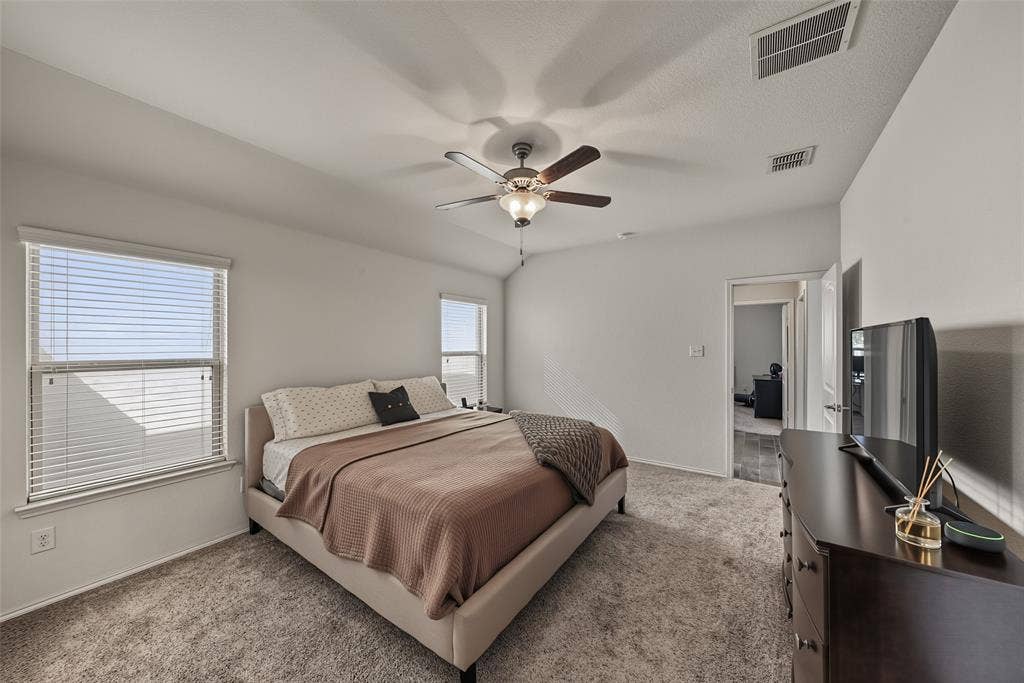 5833 Dew Plant Way, Fort Worth, TX 76123