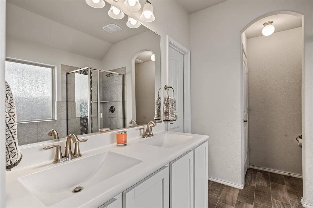 5833 Dew Plant Way, Fort Worth, TX 76123