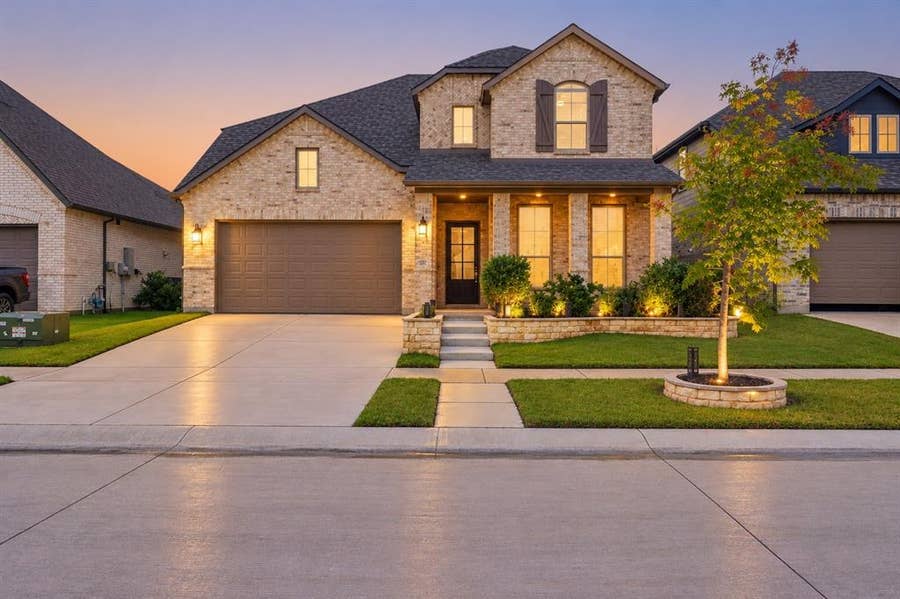 Property photo for 1521 Wren Street, Argyle, TX