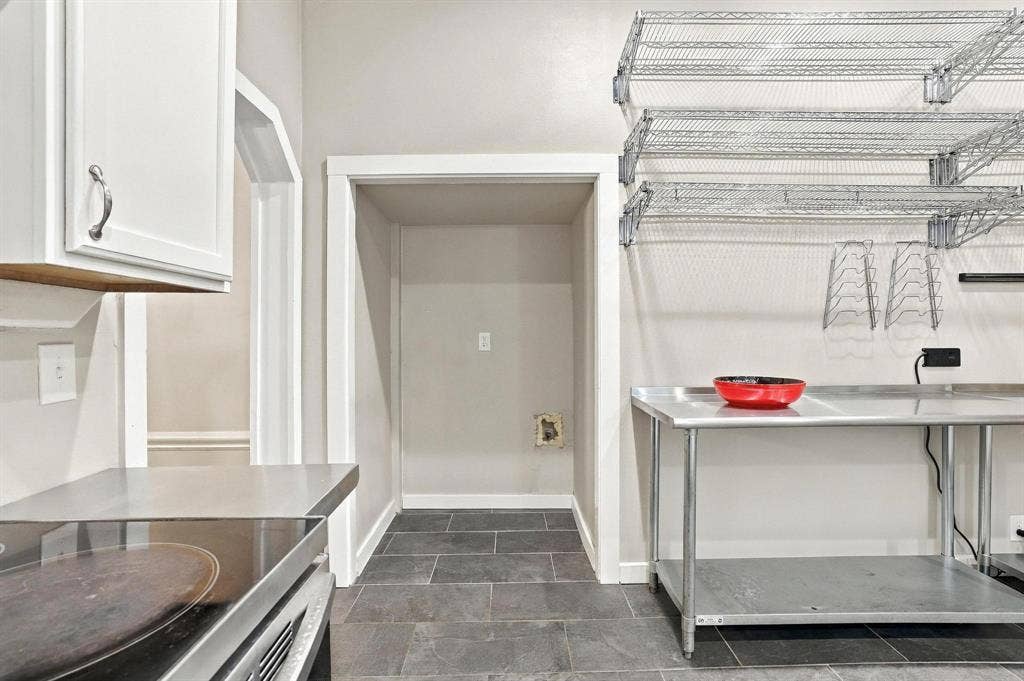 806 W Gandy Street, Denison, TX 75020